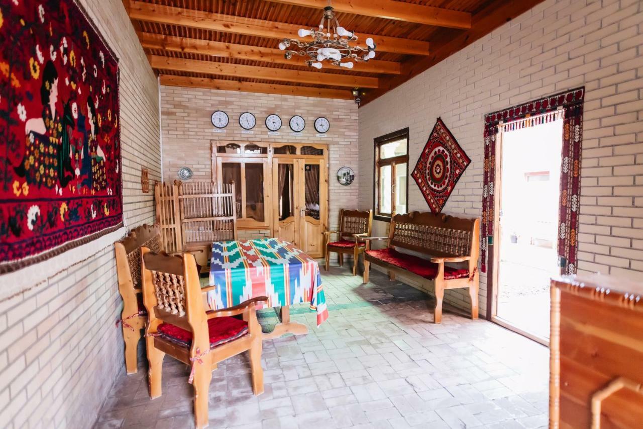 Trip.LE Hostel Samarkand Exteriör bild
